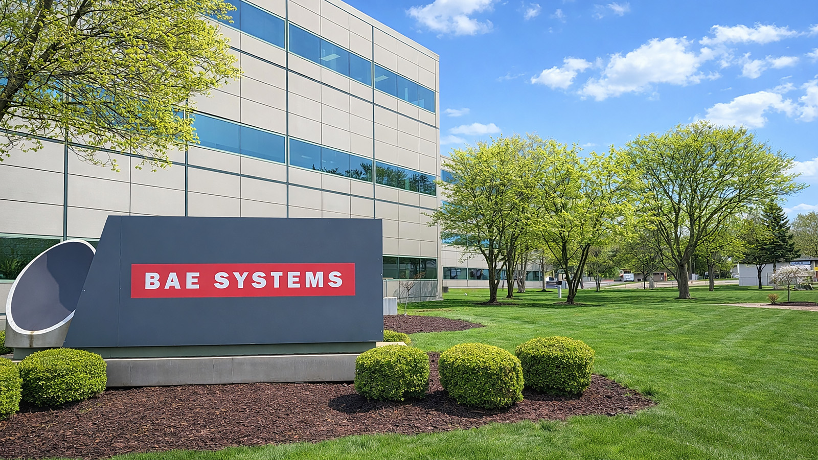 Power Management Systems: Hybrid Military Vehicles